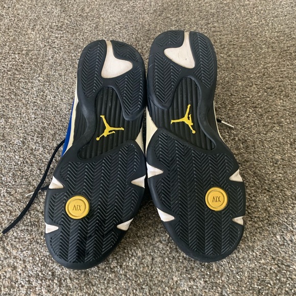 Jordan Athletic Shoes - Blue and Black - Picture 3 of 3